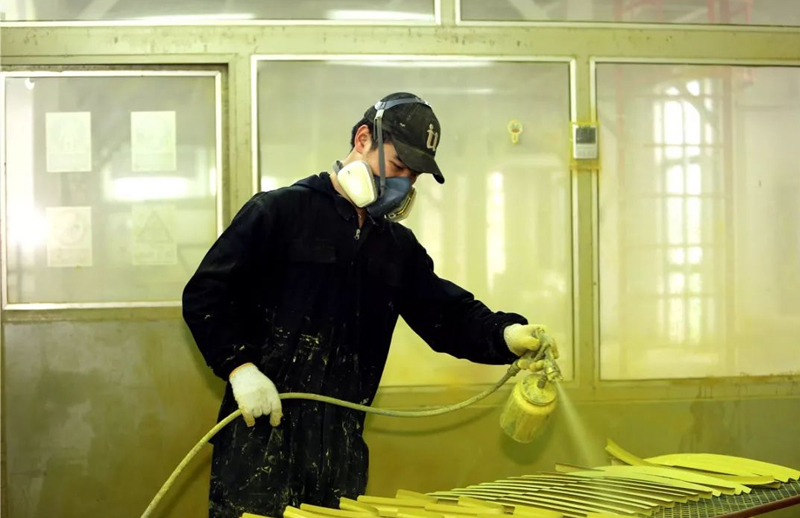 解决传统的油性涂料弊端